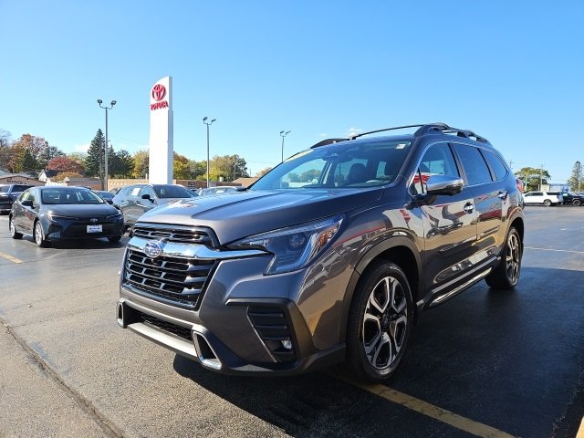 2023 Subaru Ascent Touring photo 2