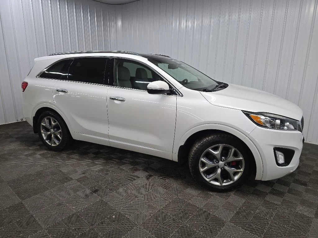 2017 Kia Sorento SX V6 AT's photo