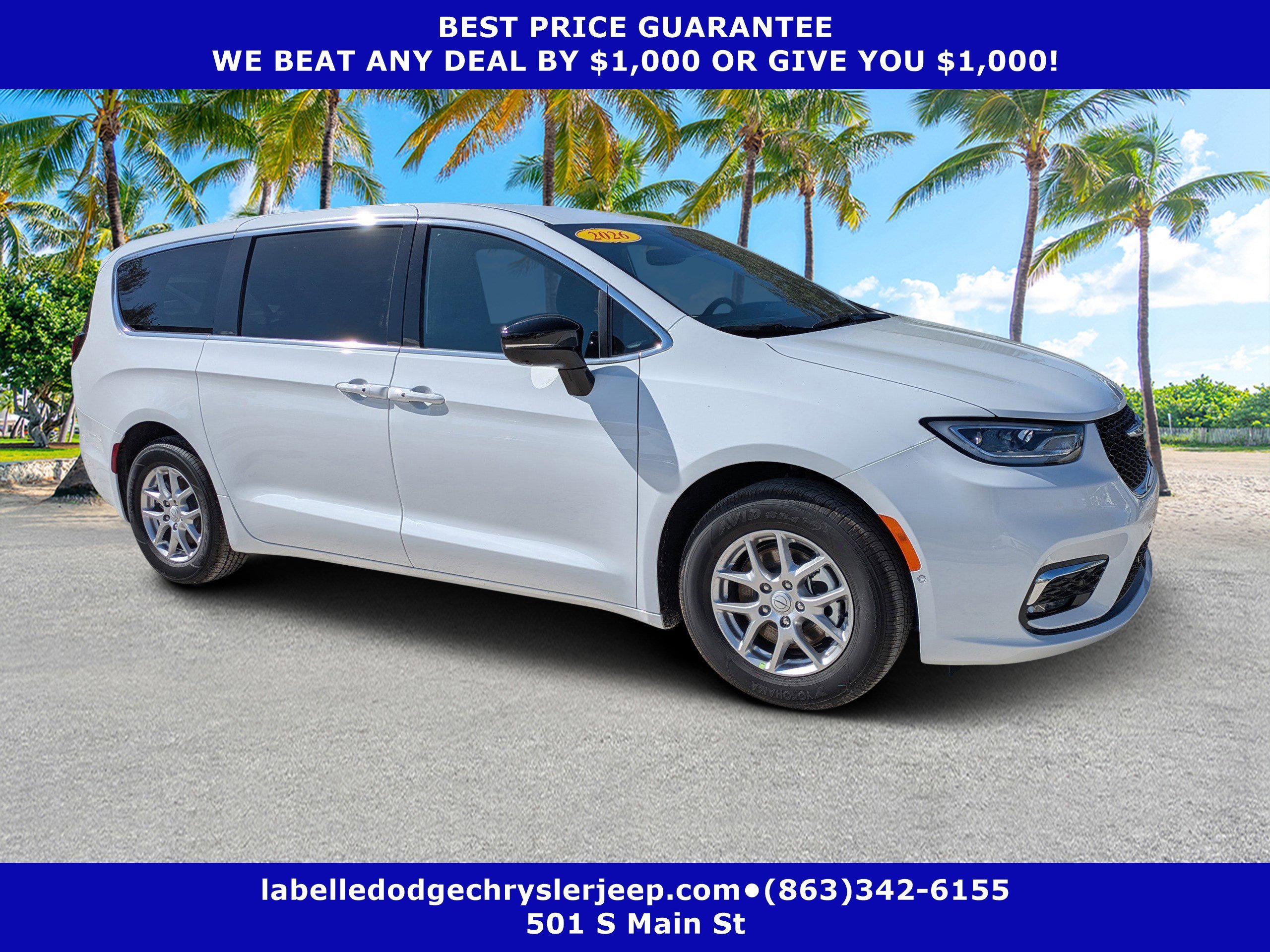 2026 Chrysler Pacifica Select's photo