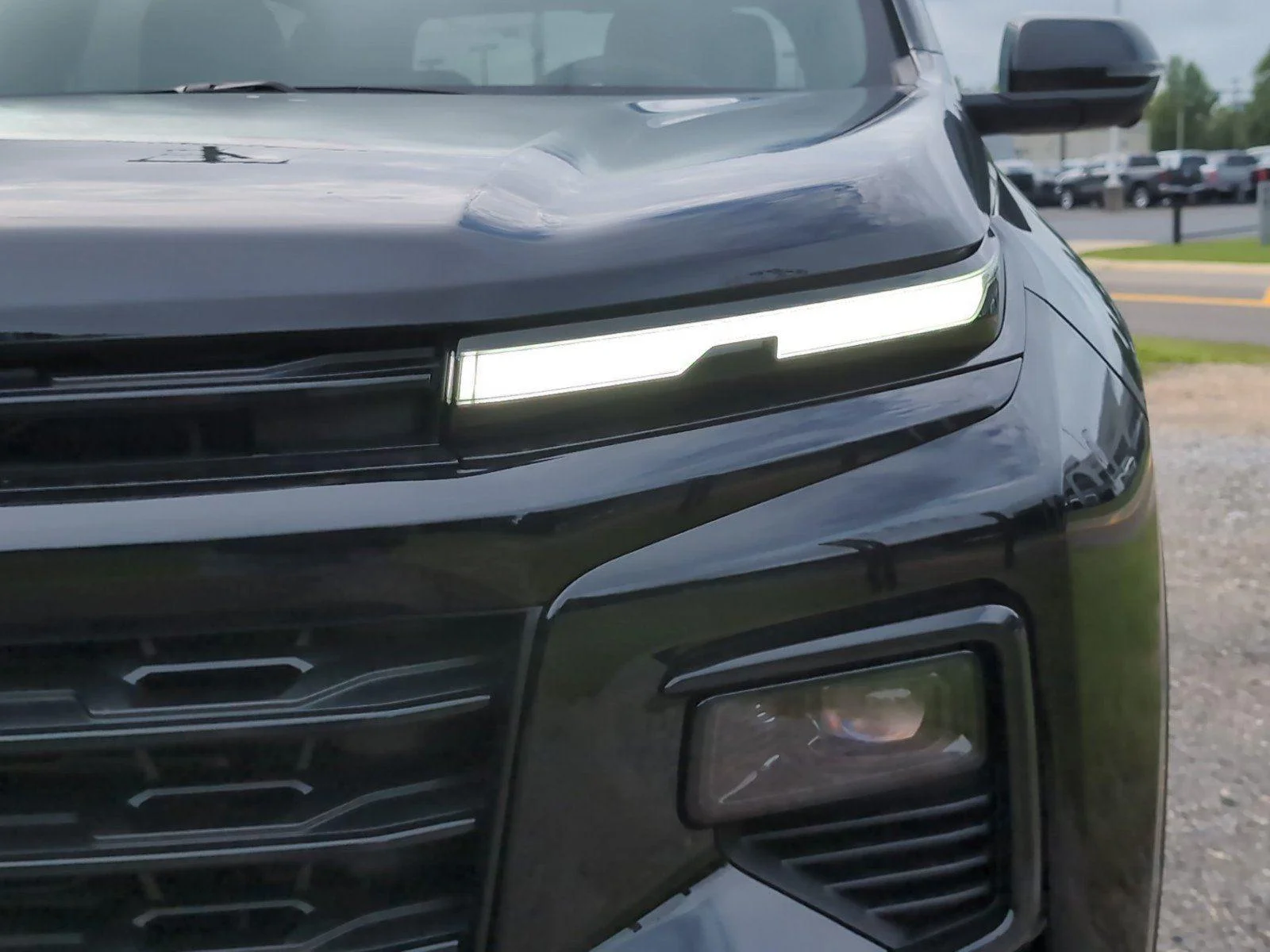 New 2026 Mosaic Black Metallic Chevrolet LT image 12