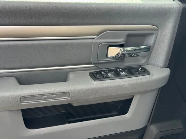 Used 2019 White Ram SLT image 13