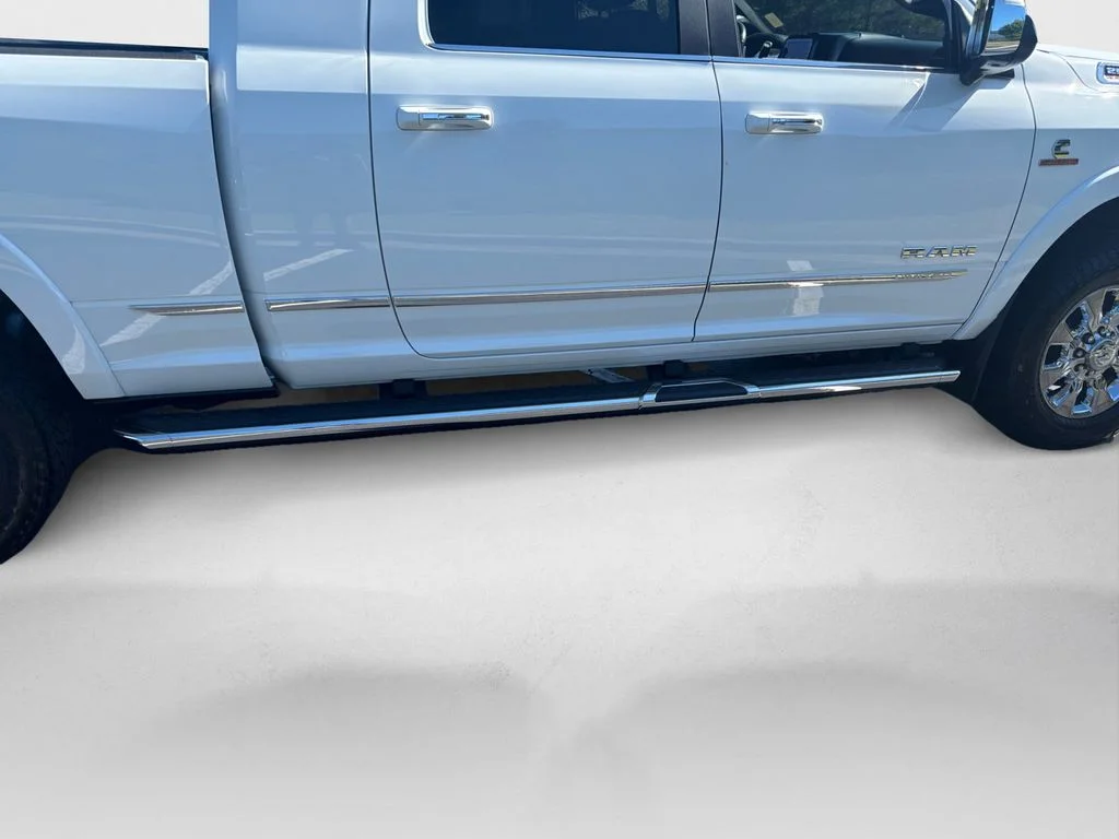 Used 2021 White Ram Limited image 18