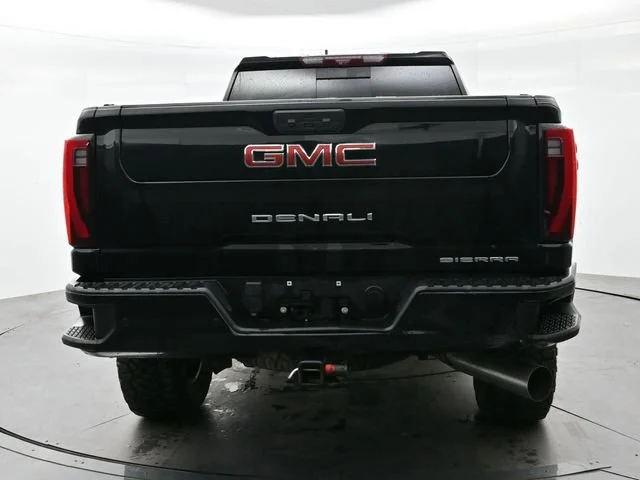 Used 2024 Onyx Black GMC Denali image 6