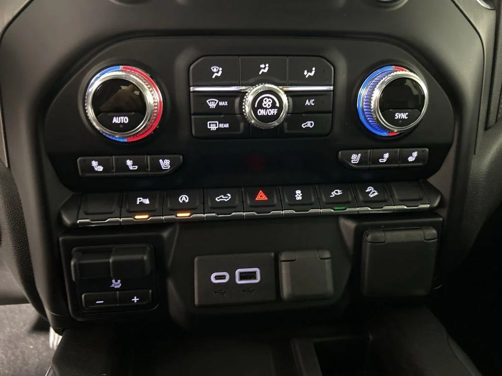 Used 2020 Steel Metallic GMC Denali image 21