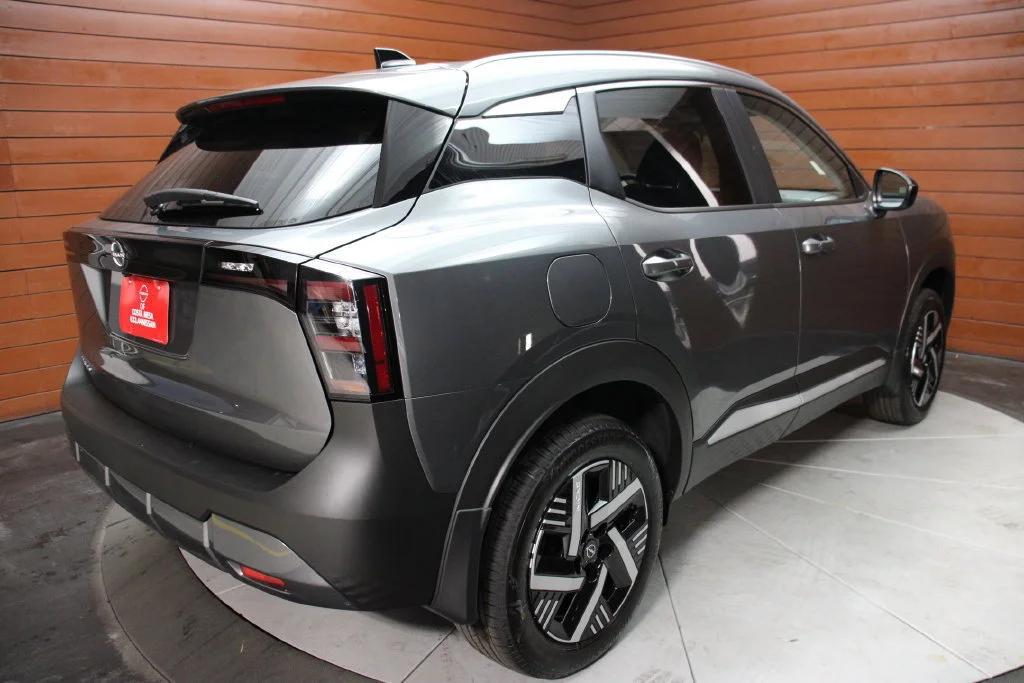 New 2027 Gun Metallic Nissan SV image 4