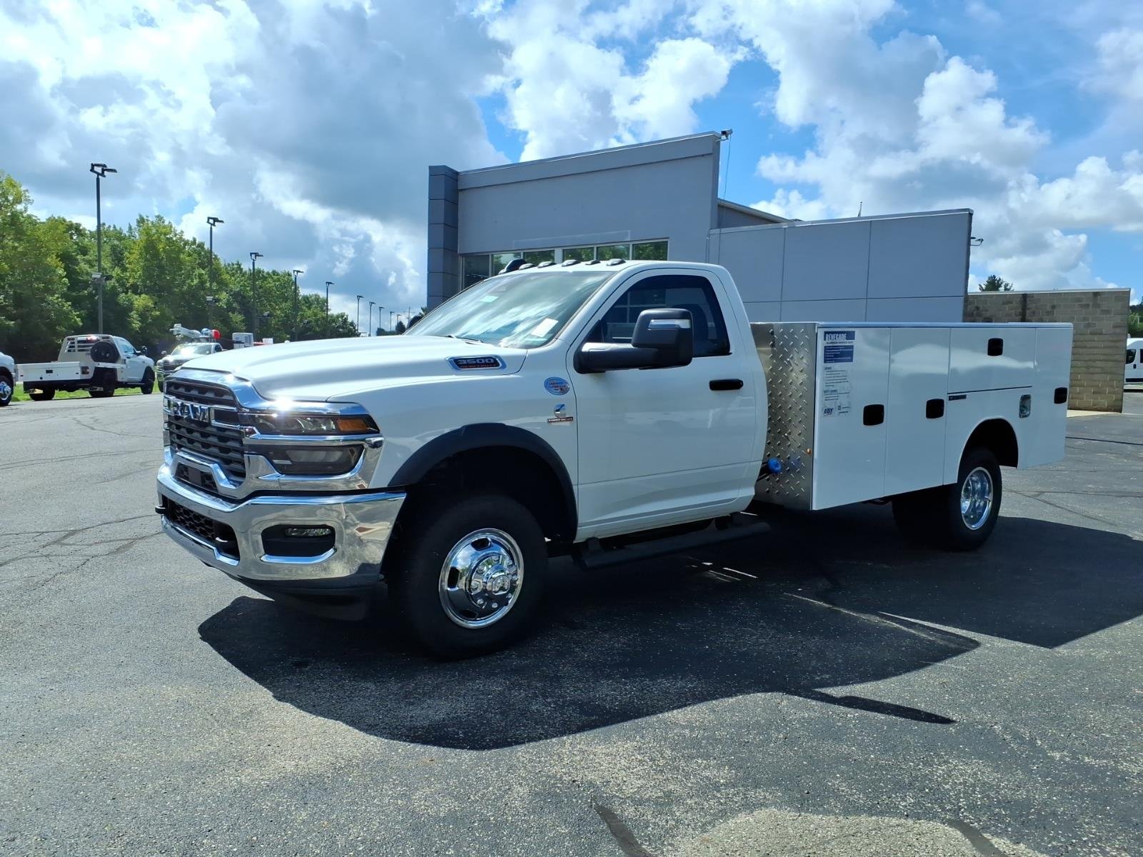 New 2026 Bright White Clear-Coat Exterior Paint RAM Tradesman/Big Horn image 3