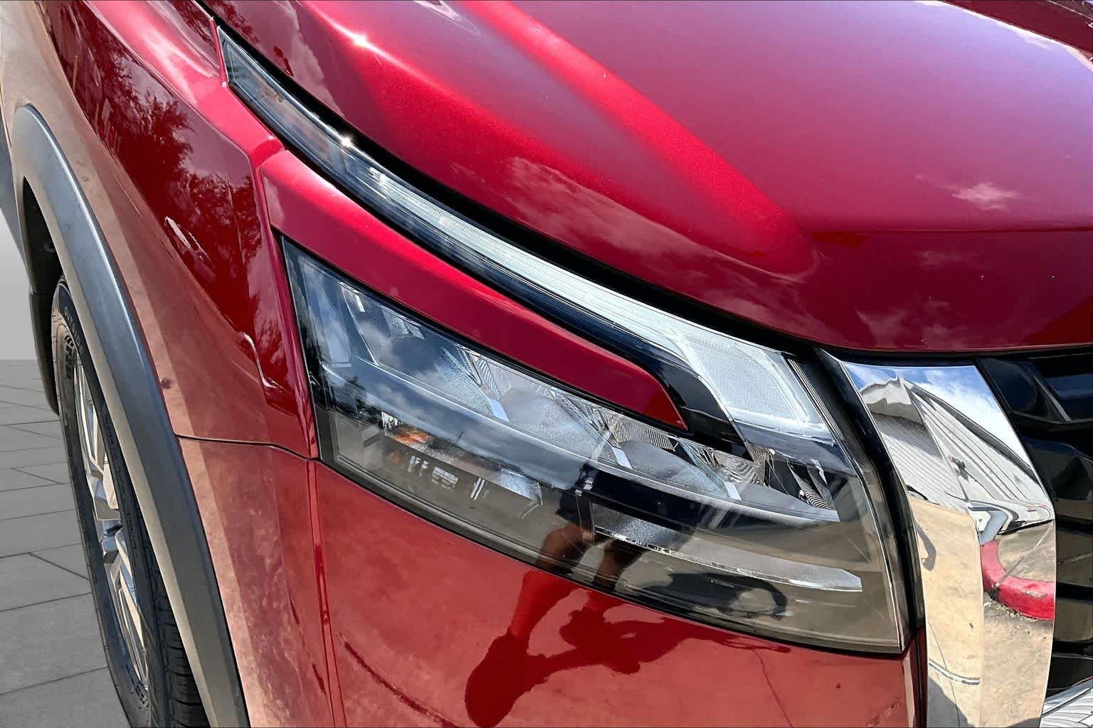 Certified Used 2024 Scarlet Ember Tintcoat Nissan SV image 26