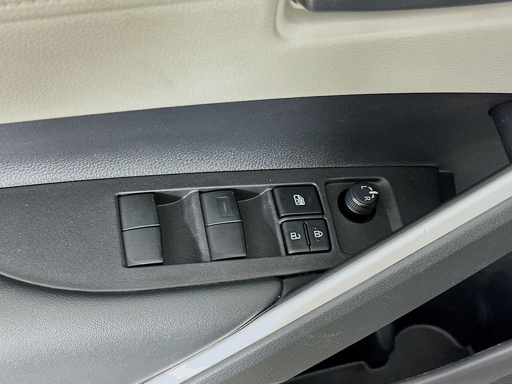 Used 2025 Silver Toyota L image 19