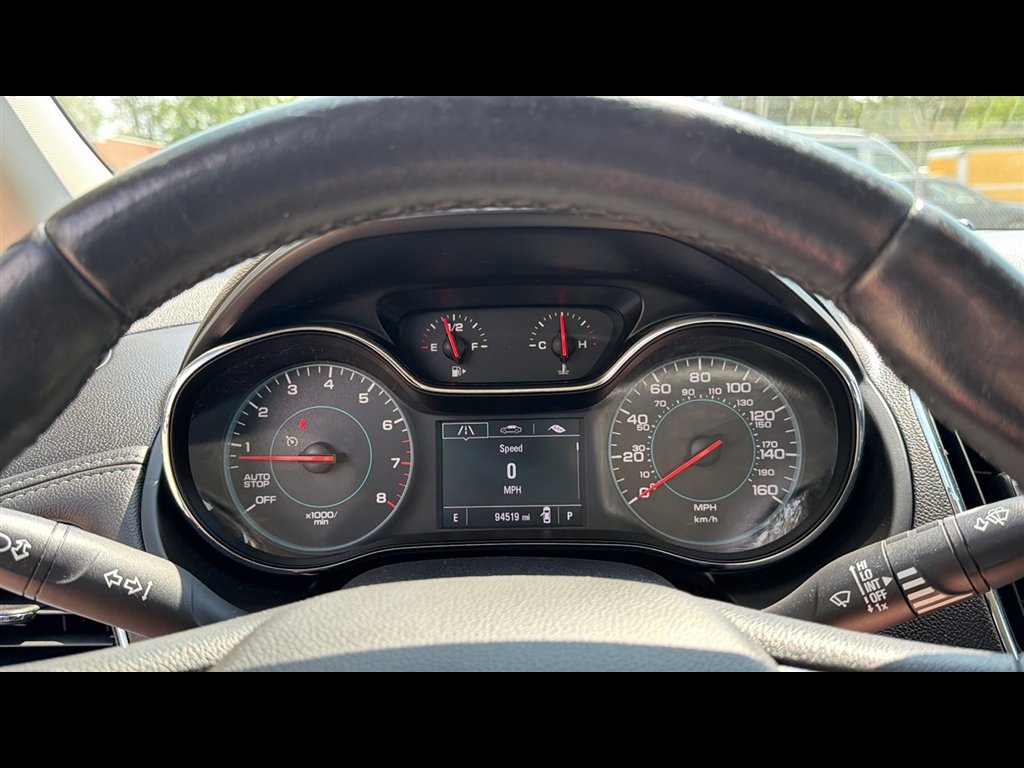 Used 2018 Graphite Metallic Chevrolet Premier image 14