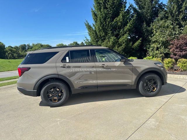 New 2027 Gray Ford Tremor image 34
