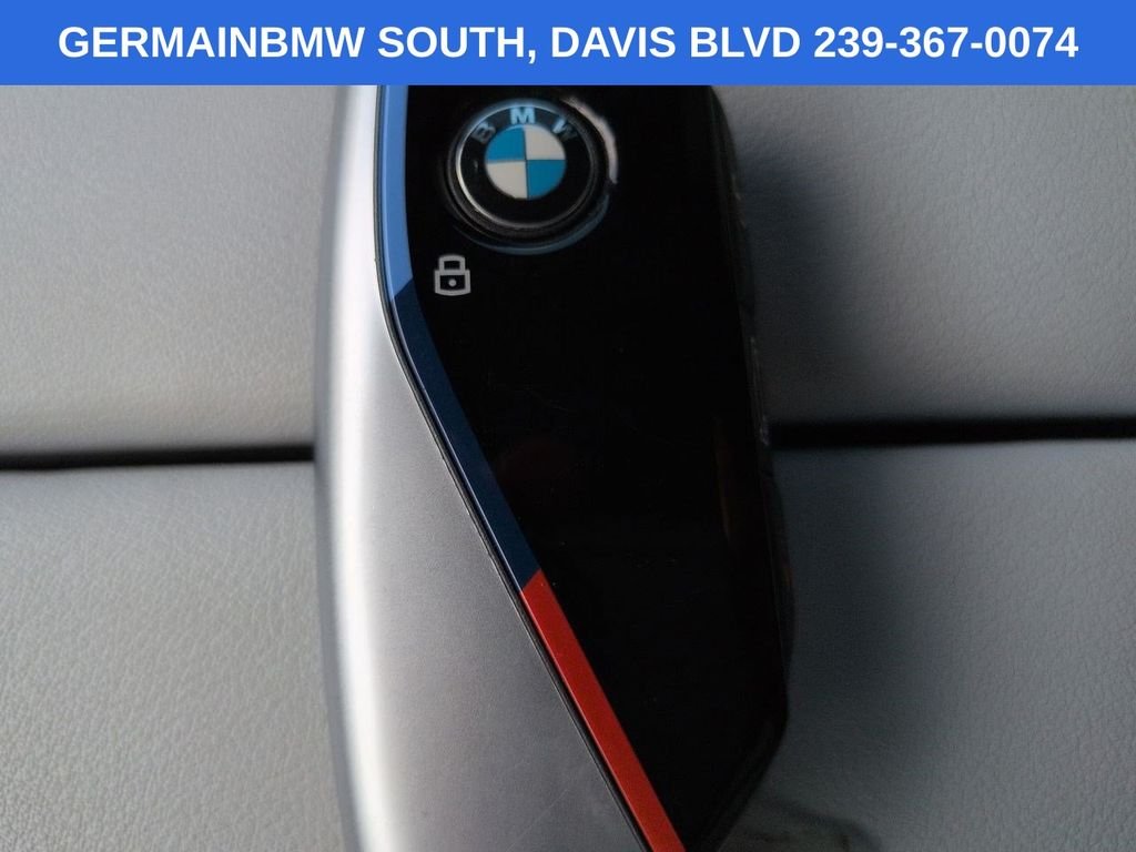 Certified Used 2025 Skyscraper Grey Metallic BMW xDrive40i image 33