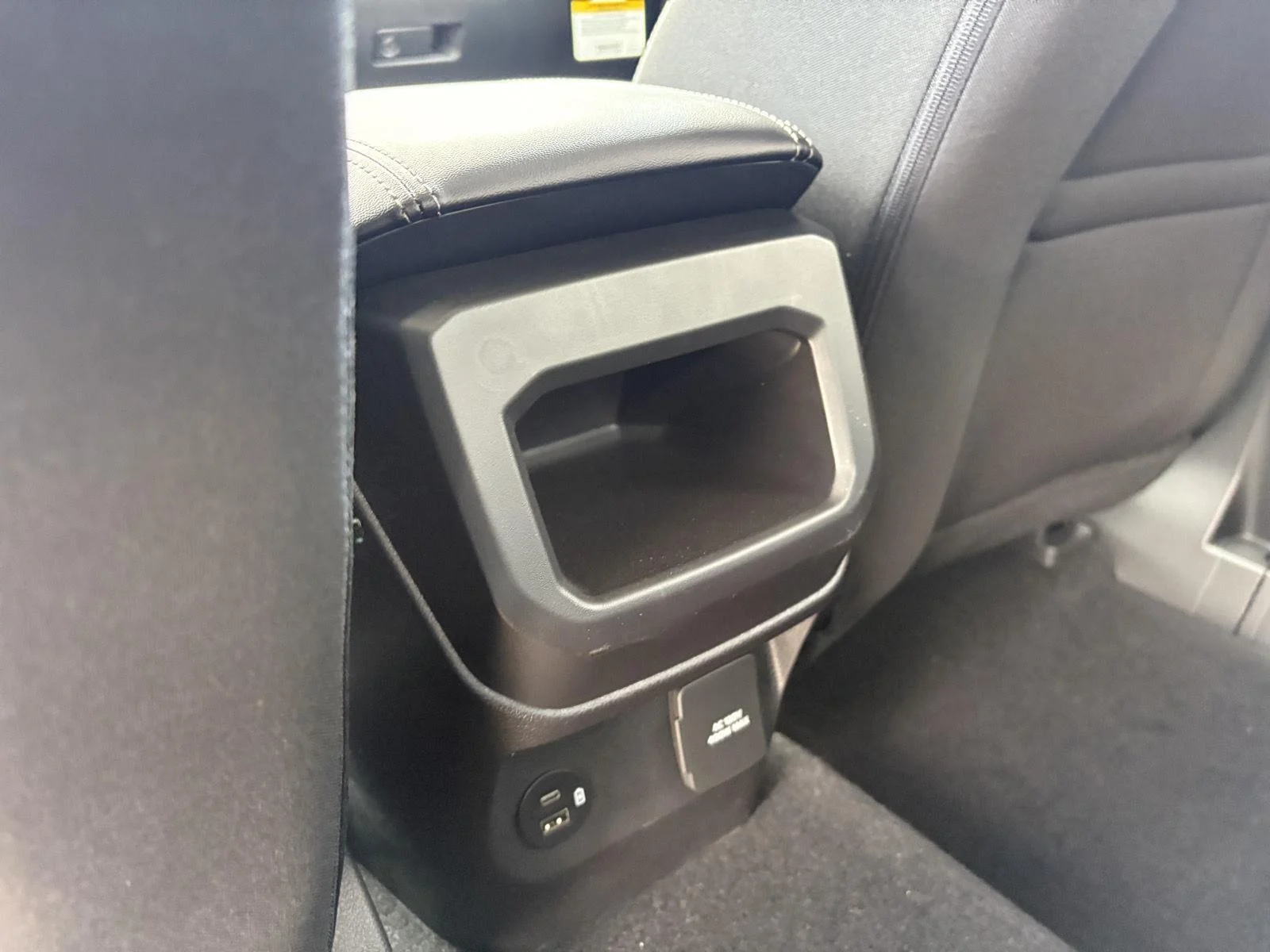 New 2026 Marsh Gray Ford XLT image 19