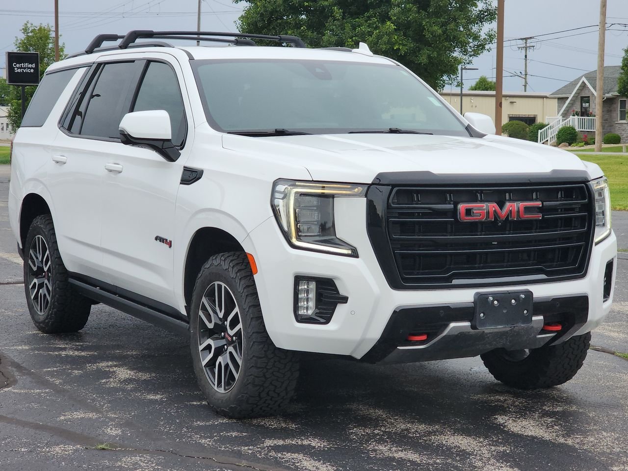 Used 2021 White GMC AT4 image 1