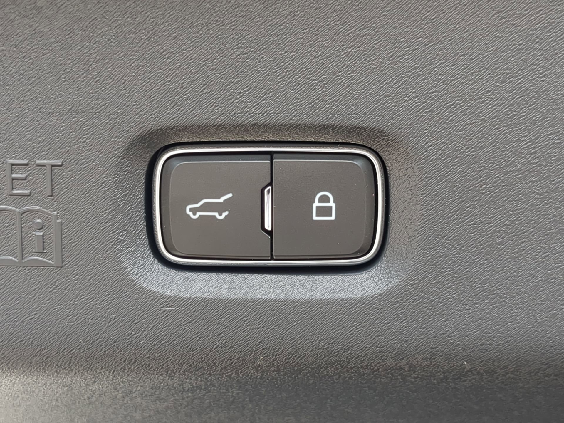 New 2026 Glacier Gray Metallic Tri-Coat Ford MAX Platinum® image 44