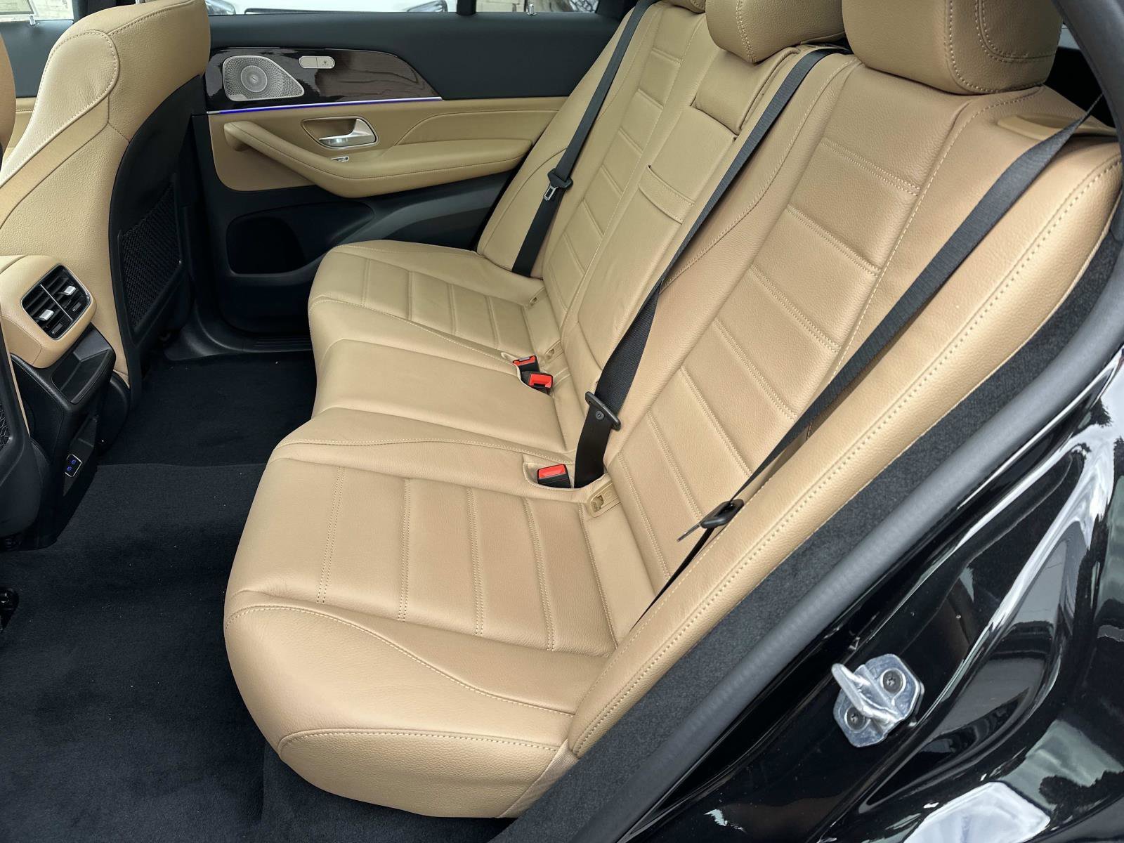 2026 Mercedes-Benz GLE GLE450 - Photo 9