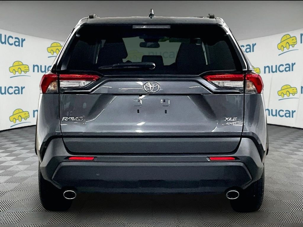 Used 2025 Gray Toyota XLE image 5