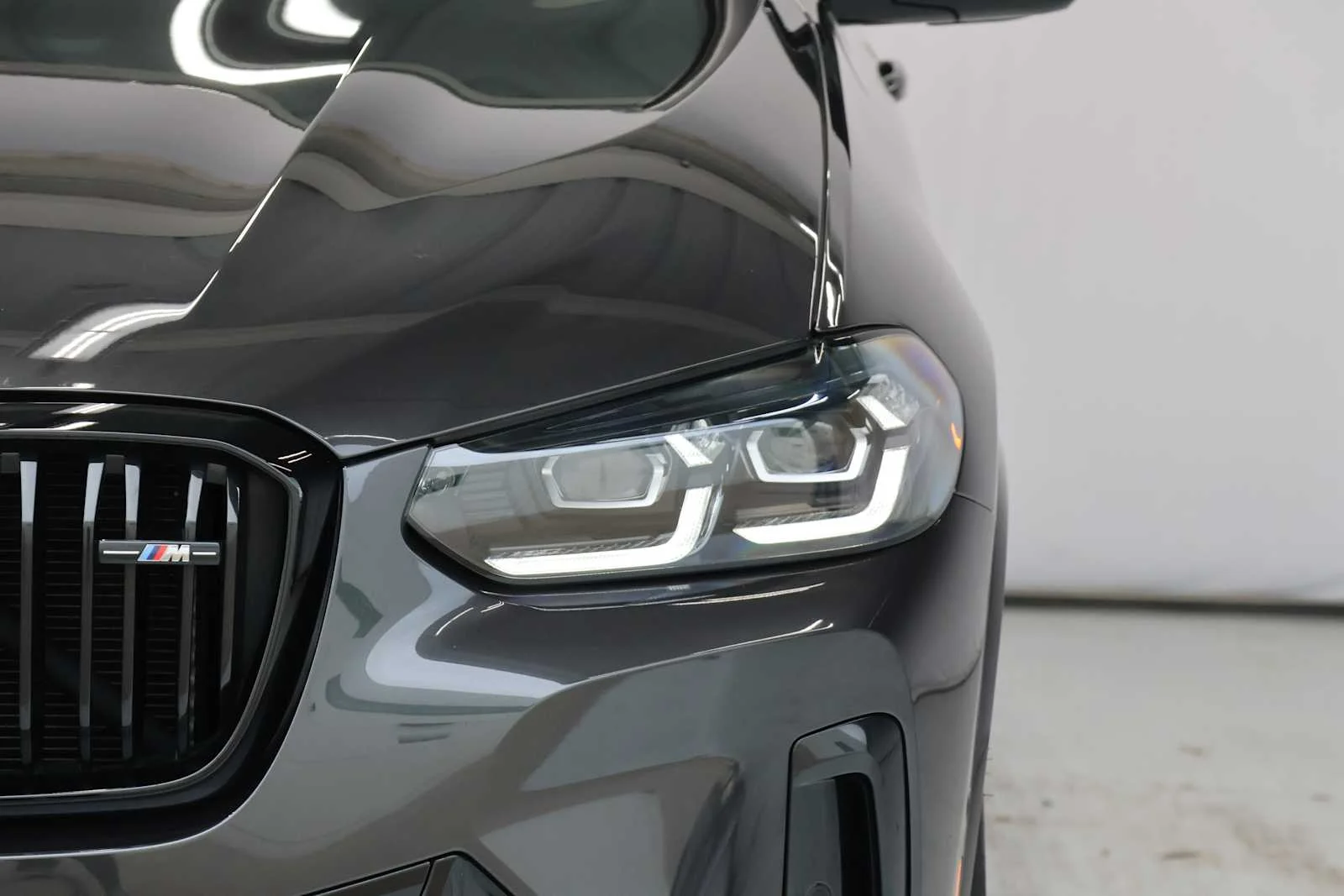 Certified Used 2024 Dark Graphite Metallic BMW M40i image 4