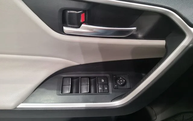 Used 2024 Black Toyota XLE image 24