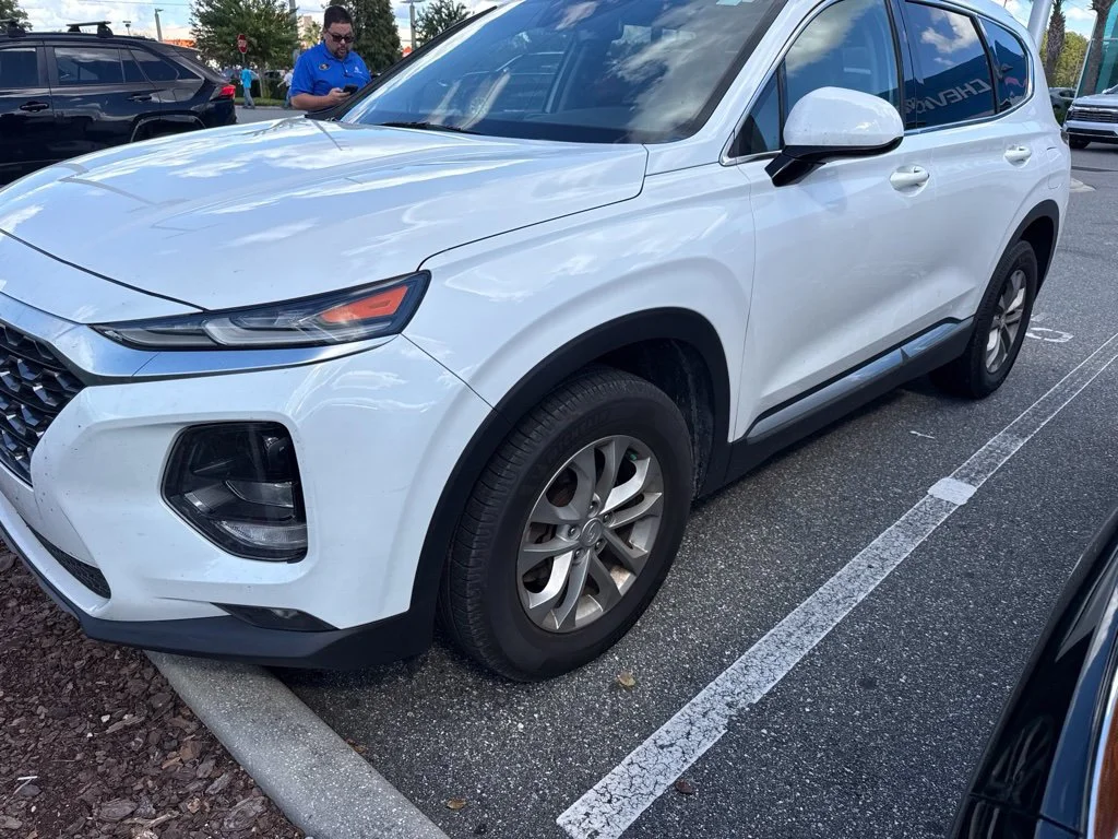 Used 2019  Hyundai SEL image 1
