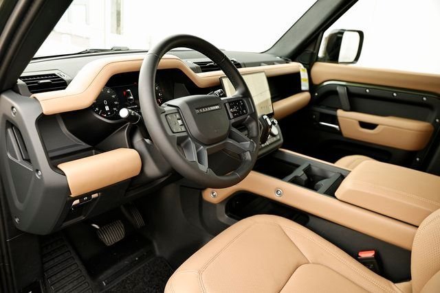 New 2026 Woolstone Green LAND ROVER S image 25