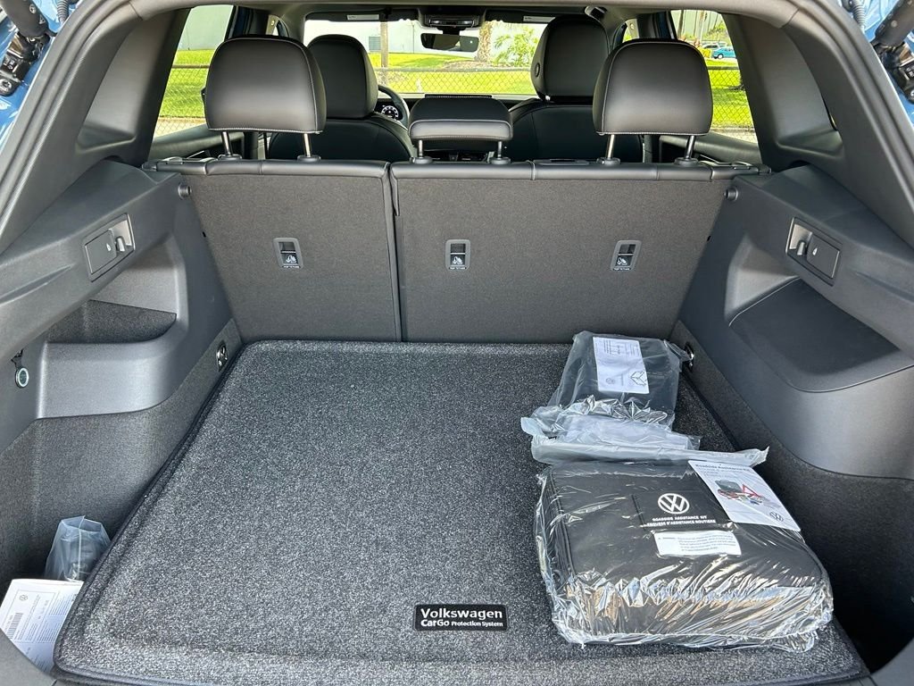 New 2026 Blue Volkswagen 2.0T SE R-Line Black image 48