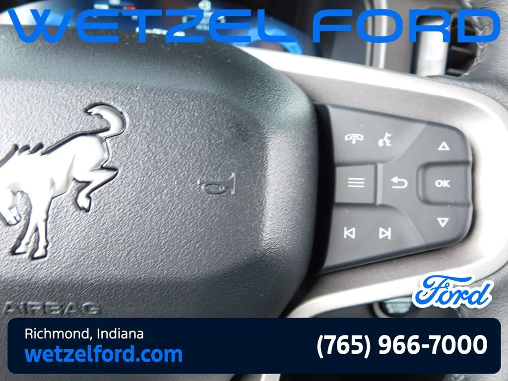 New 2026 Avalanche Gray Ford Badlands® image 30