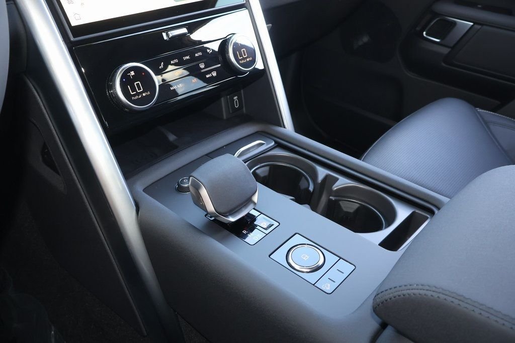 2026 Land Rover Discovery S - Photo 27