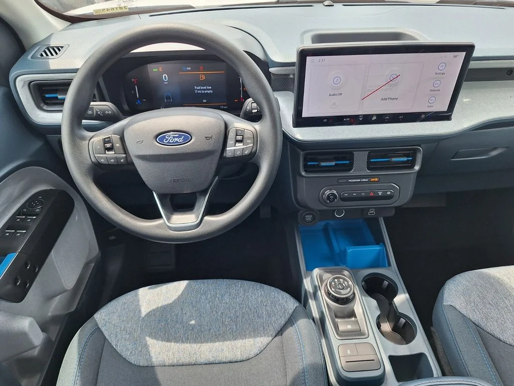 New 2026 Oxford White Ford XLT image 9