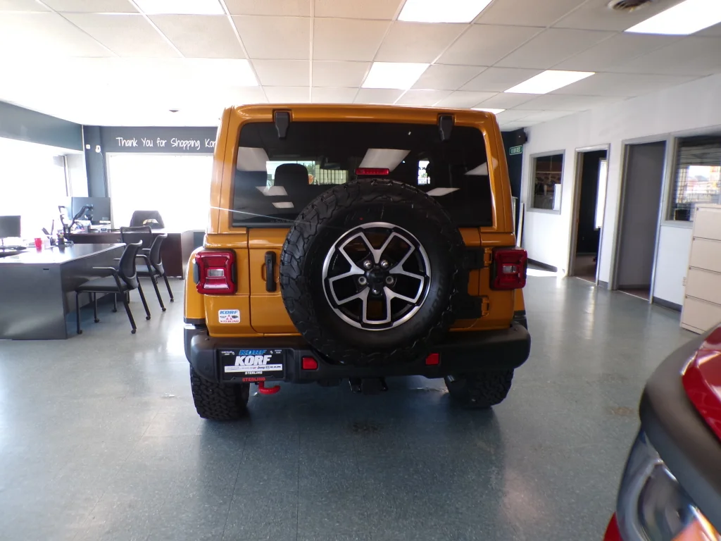 New 2026 Goldilocks Exterior Paint Jeep Rubicon X image 6