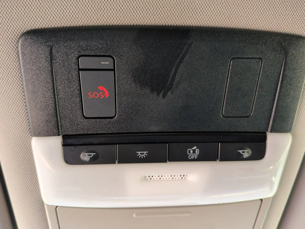 Used 2024 Deep Ocean Blue Pearl Nissan SV image 19