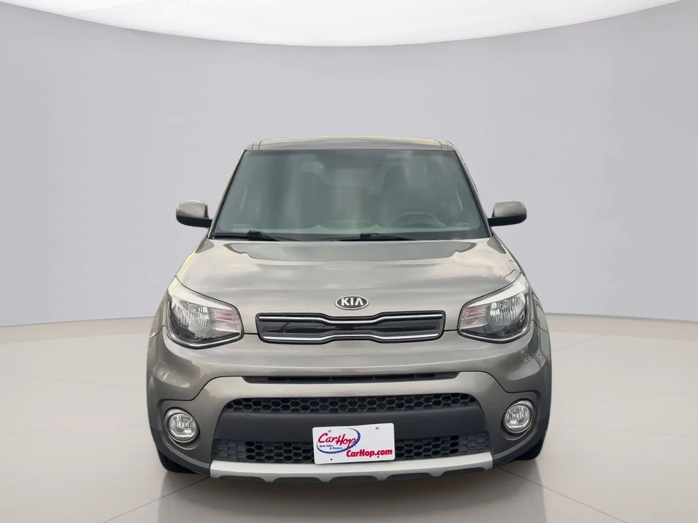 Used 2019 Gray Kia + image 8