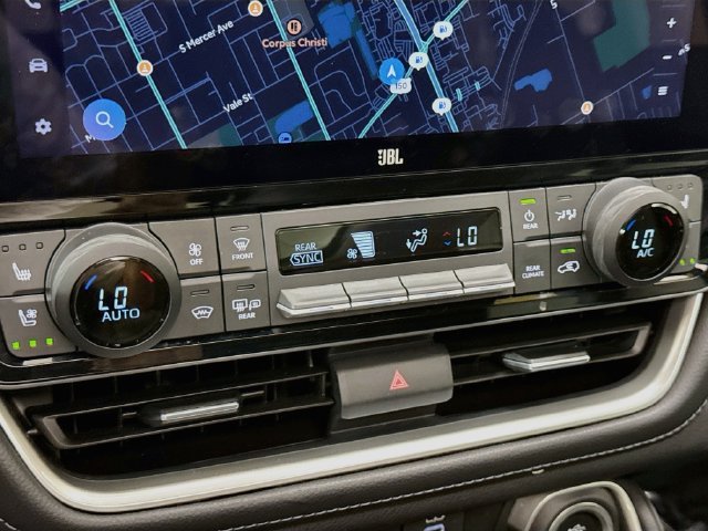 2025 Toyota Grand Highlander Limited - Photo 16