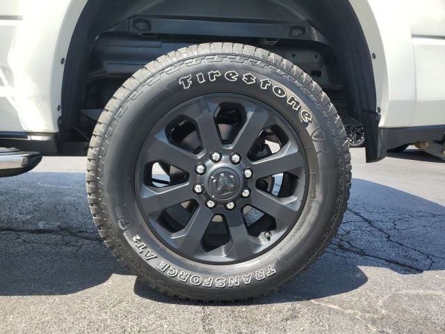 Used 2022 White Ram Laramie image 9