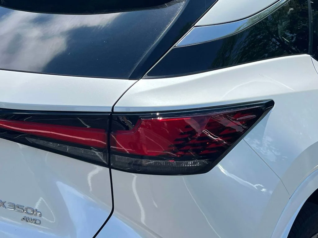 2026 Lexus RX 350h Luxury - Photo 8