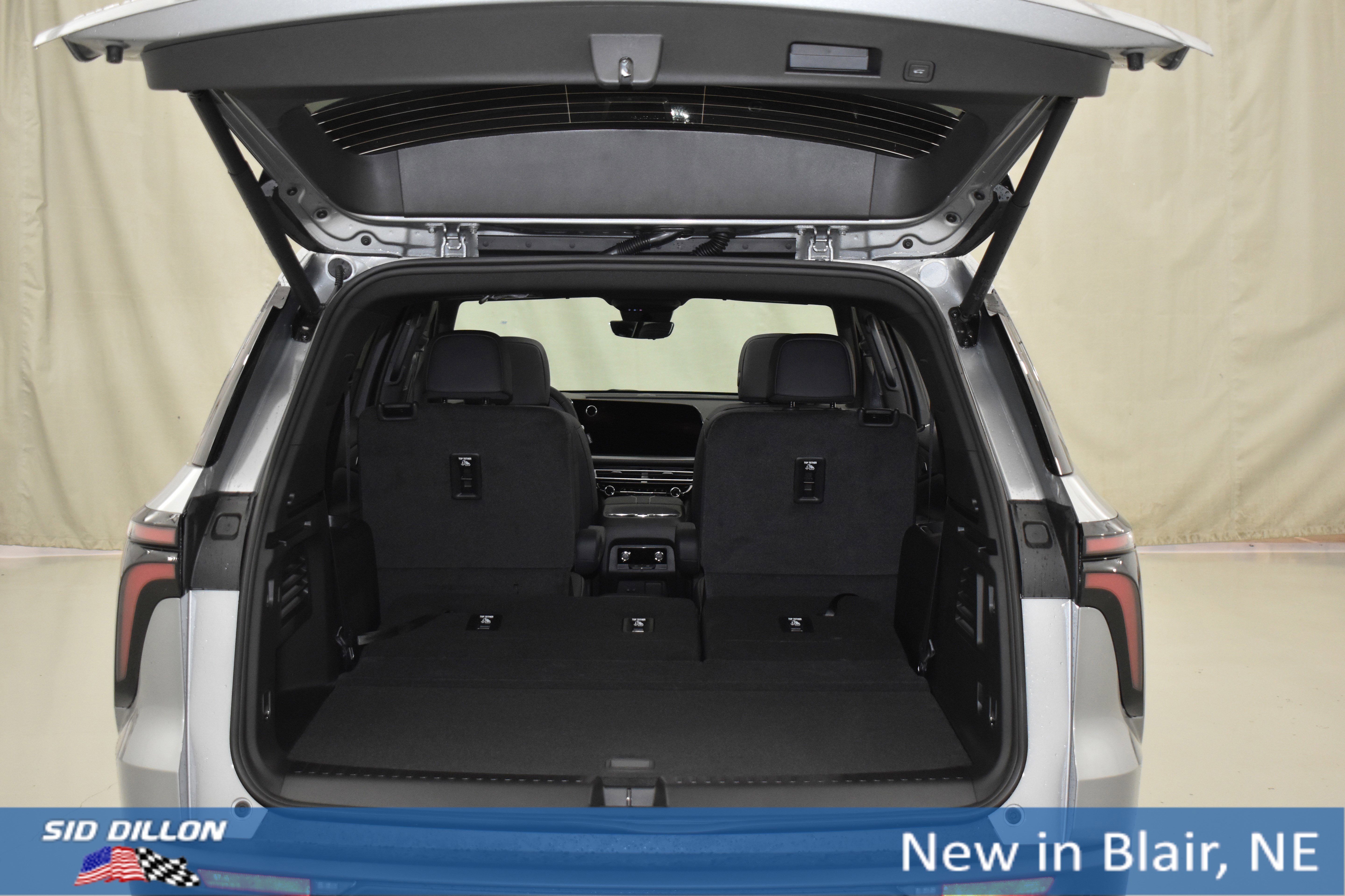 New 2026 Sterling Gray Metallic Chevrolet LT image 13