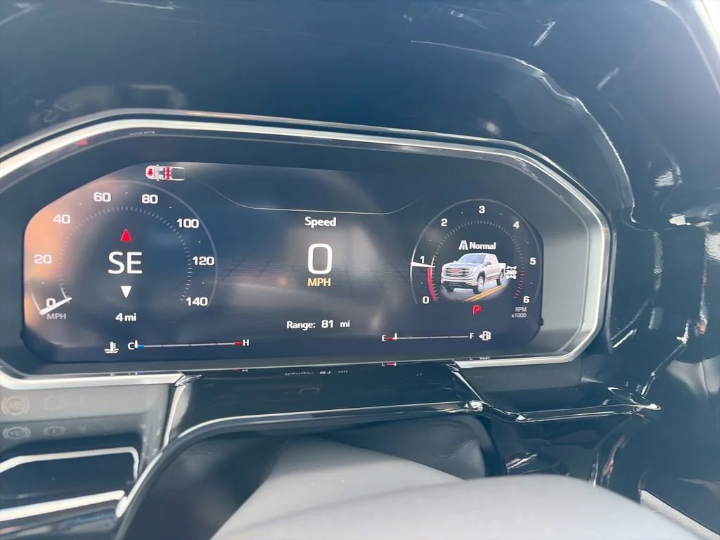 New 2026 Onyx Black GMC Elevation image 20