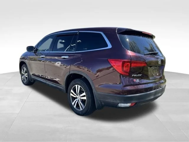 Used 2016  Honda EX-L image 3