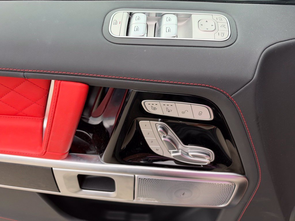 Used 2025  Mercedes-Benz G 63 AMG® image 16