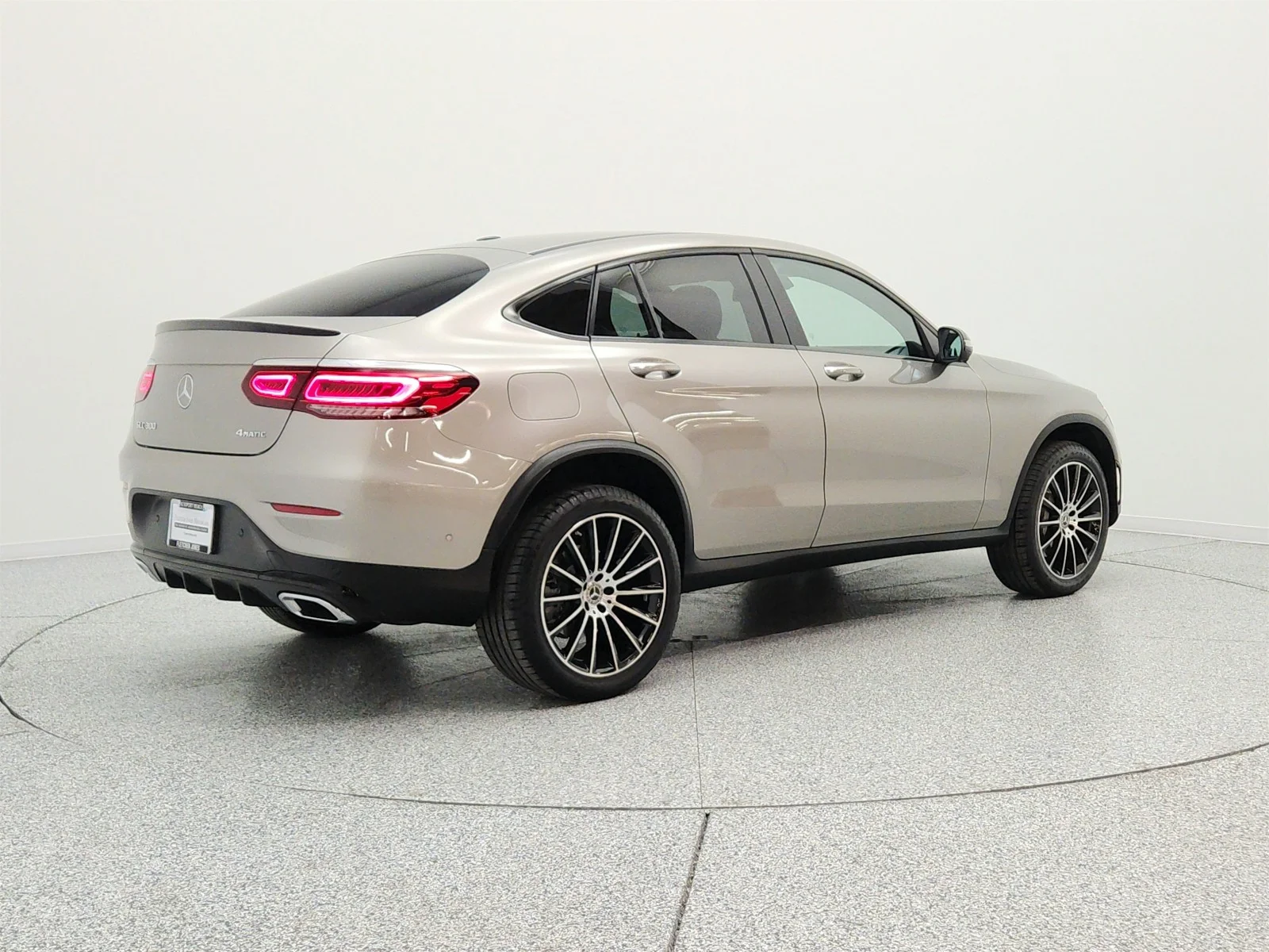 Used 2022 Mojave Silver Metallic Mercedes-Benz GLC 300 4MATIC® Coupe image 5