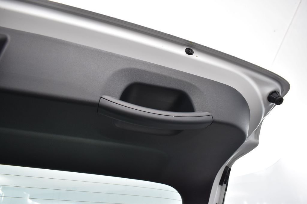 New 2026 Snow White Pearl Kia GT-Line image 20