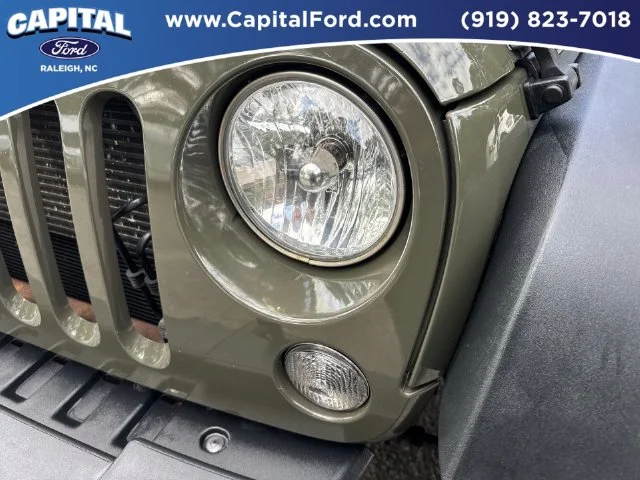 Used 2015 Green Jeep Unlimited Sport image 11