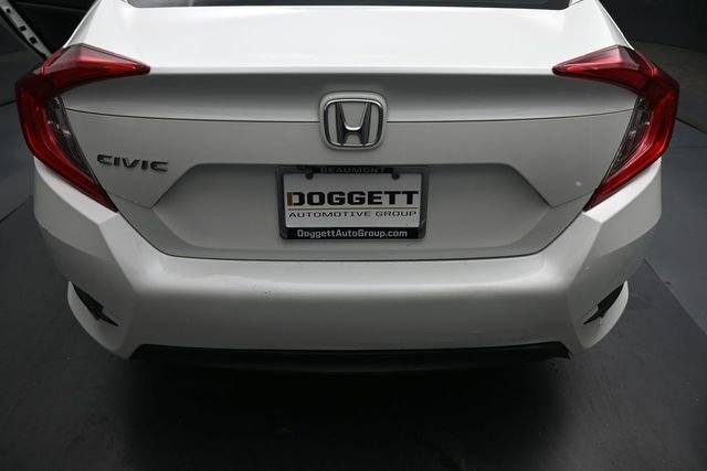 Used 2018 White Honda EX image 25