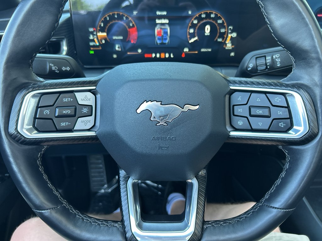 Used 2025 Iconic Silver Metallic Ford EcoBoost Premium image 21