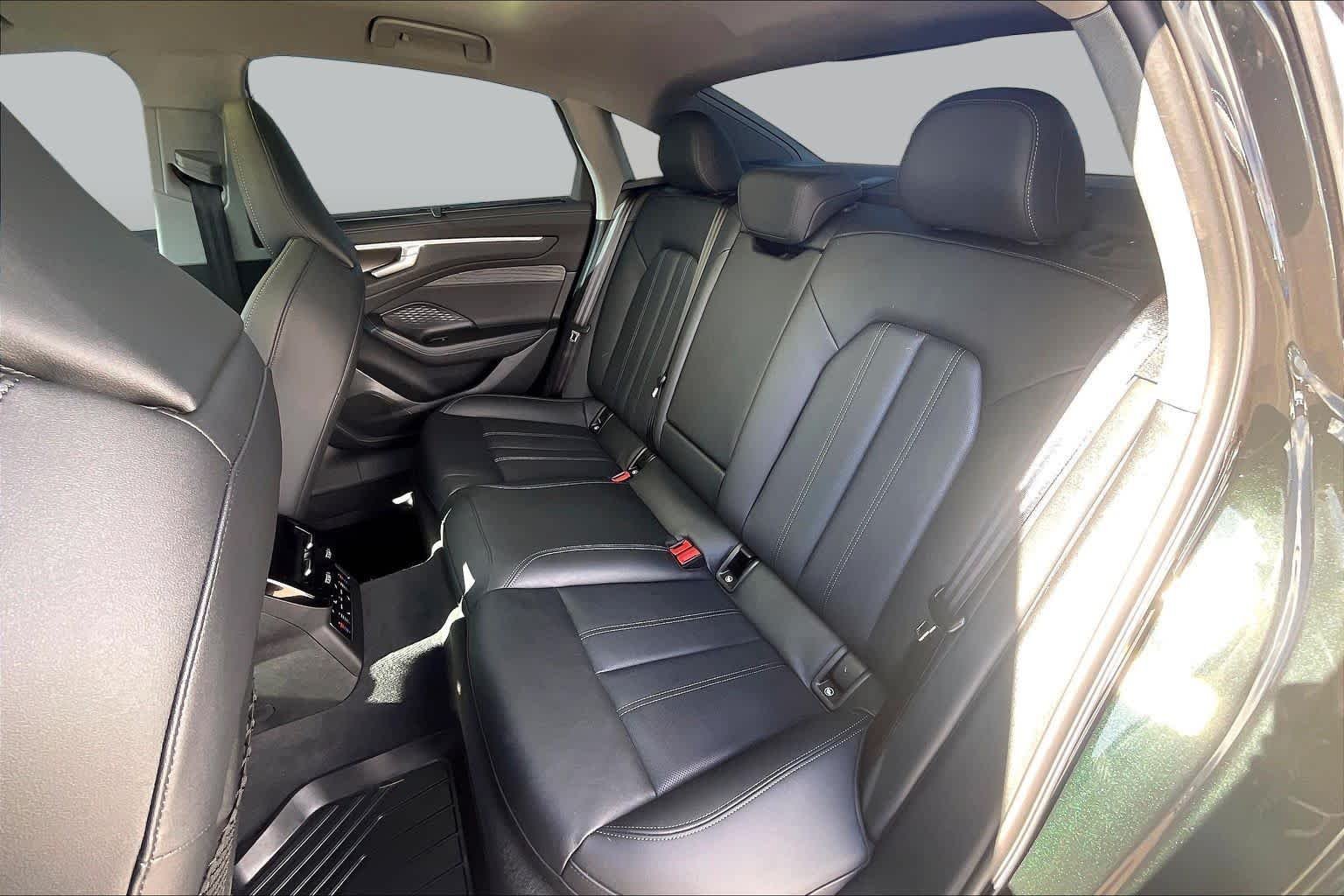 Used 2026 DARK GREEN Audi Prestige image 20
