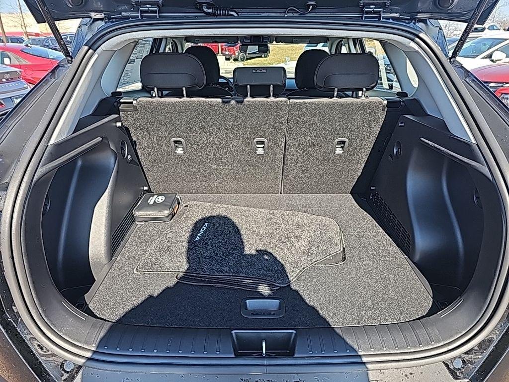 New 2026 Black Hyundai SE AWD image 33