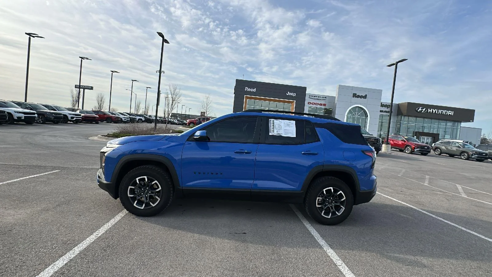 Used 2025 Chevrolet Equinox ACTIV with VIN 3GNAXSEG0SL176366 for sale in Kansas City