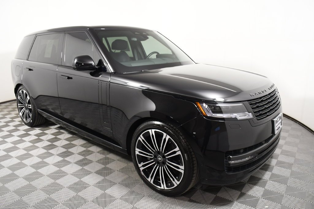 Used 2025 Santorini Black Metallic Land Rover Autobiography image 8