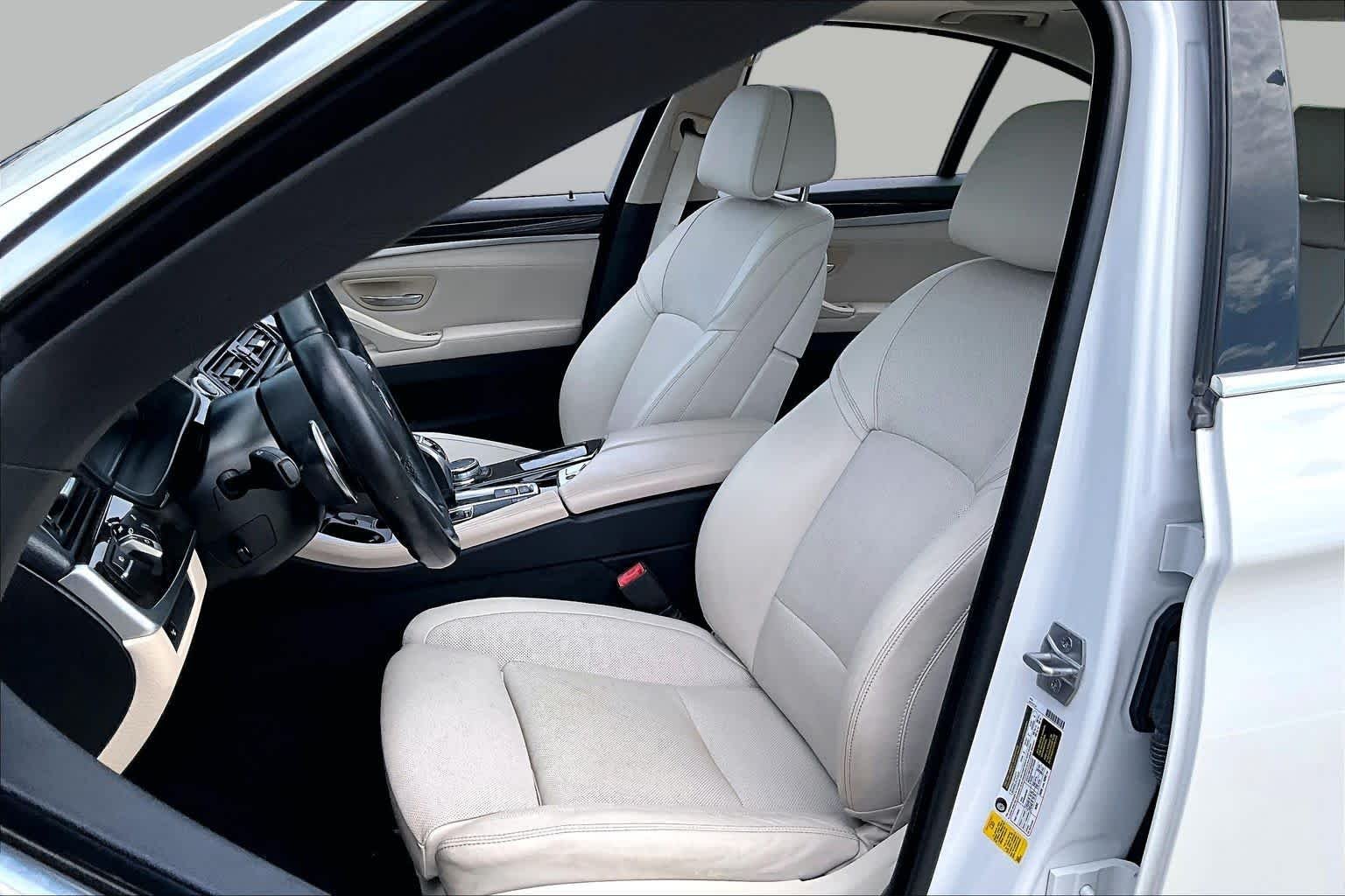 Used 2016 Mineral White Metallic BMW 535i image 7