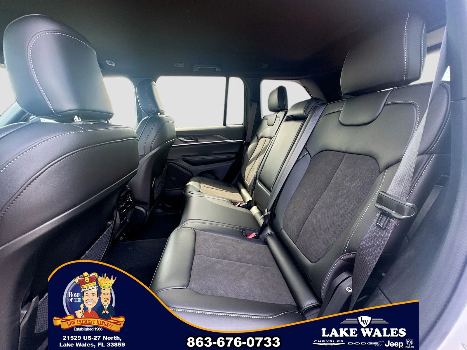 New 2026 Bright White Clearcoat Jeep Laredo image 23