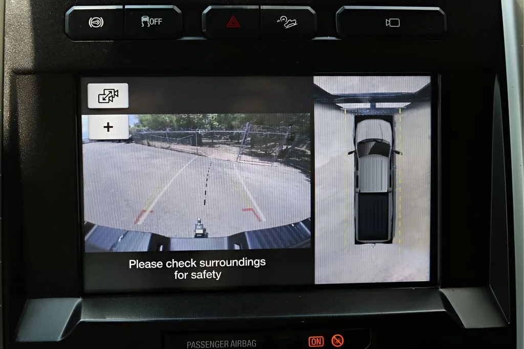 Used 2019 Gray Ford Lariat image 26